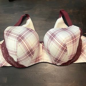 Cacique 42DD Bra